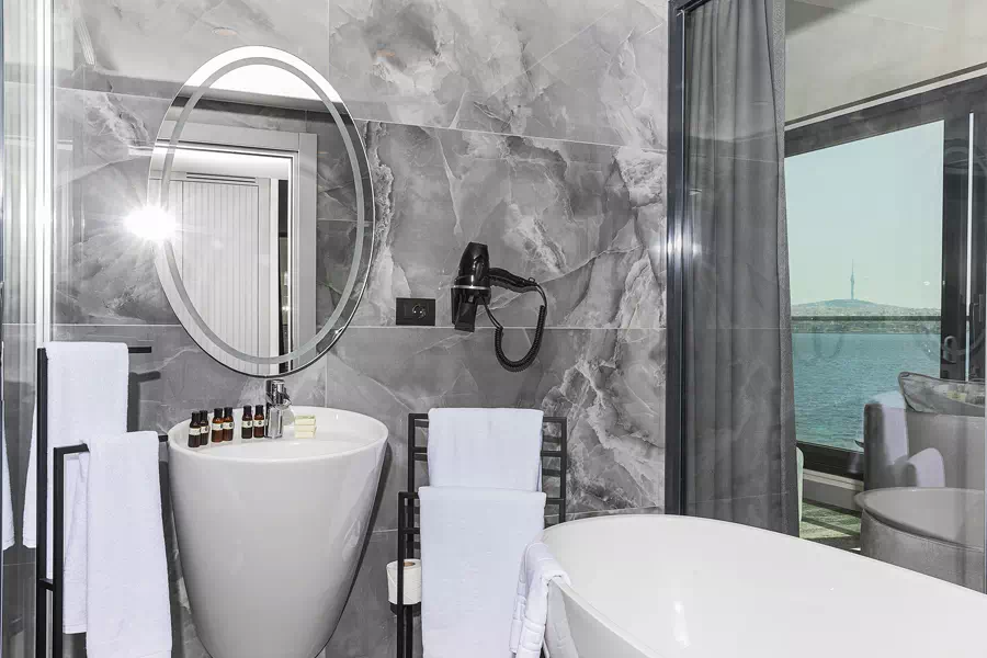 Luxury Hotel, Istanbul